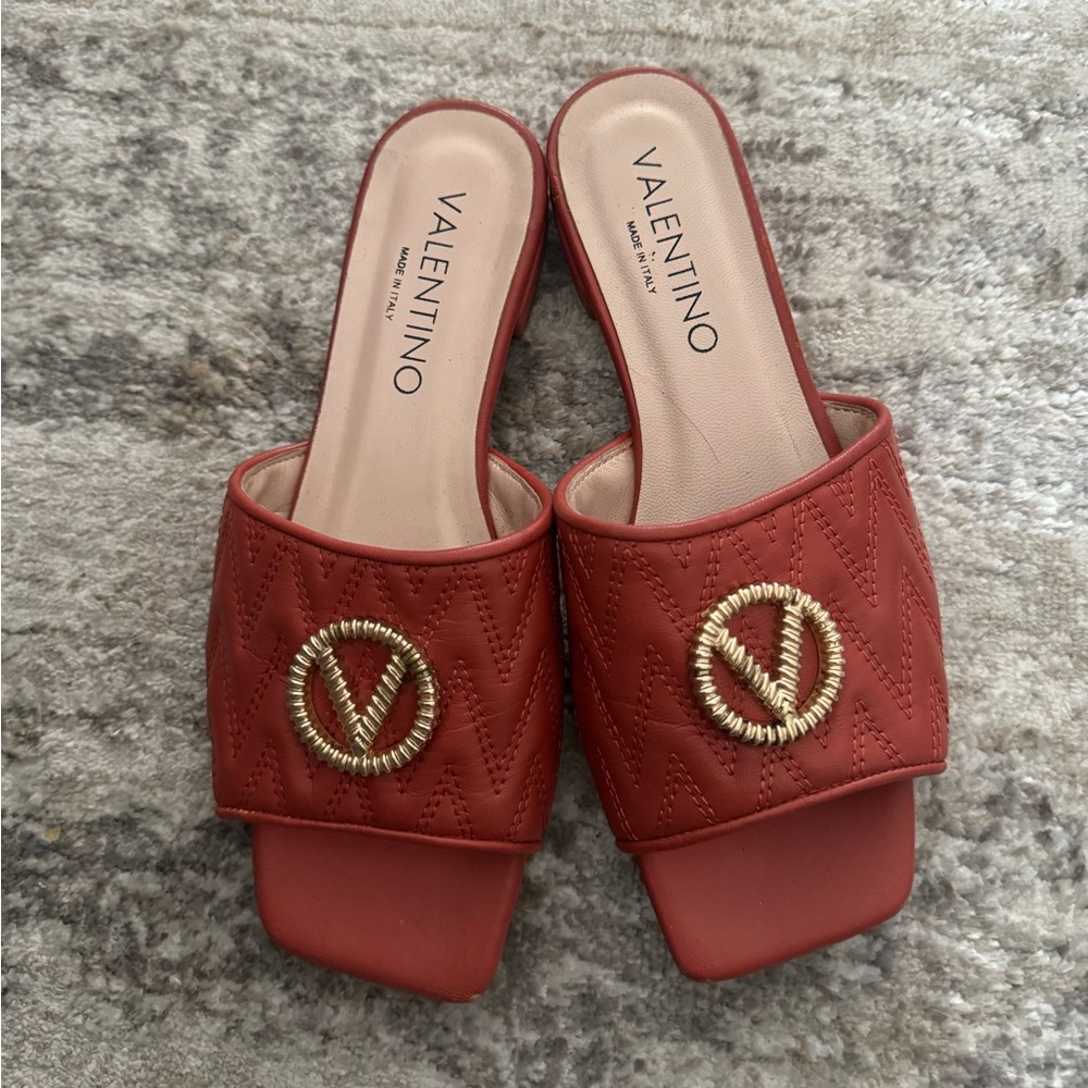 Valentino by Mario Valentino Afrodite Quilted Leather Sandals Orange Size 7!